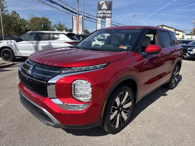 2025 Mitsubishi Outlander SE