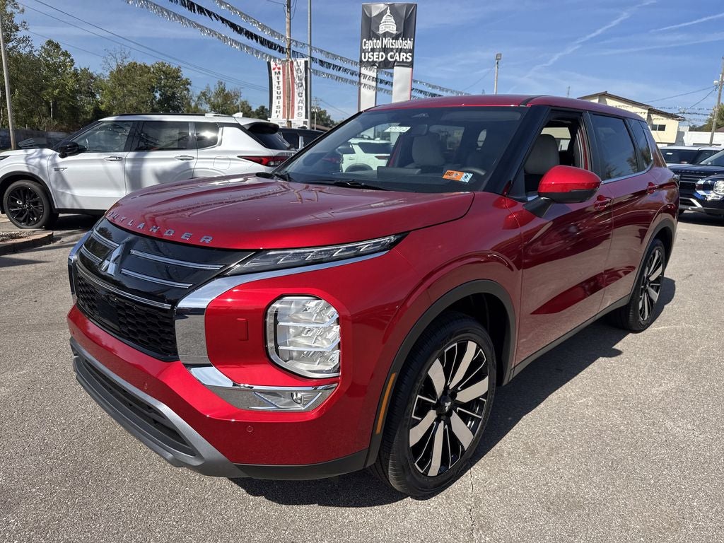 2025 Mitsubishi Outlander SE