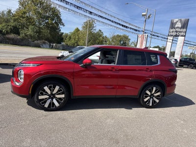 2025 Mitsubishi Outlander SE