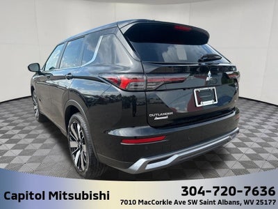2025 Mitsubishi Outlander SE