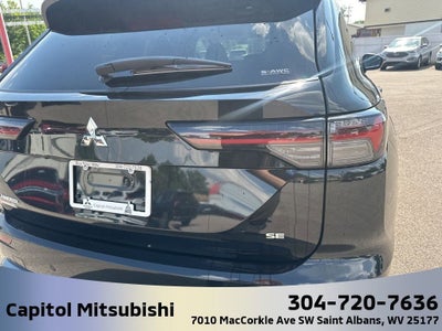 2025 Mitsubishi Outlander SE