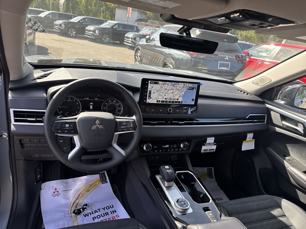 2025 Mitsubishi Outlander Trail Edition