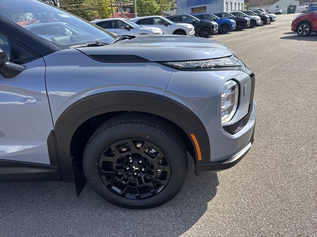 2025 Mitsubishi Outlander Trail Edition