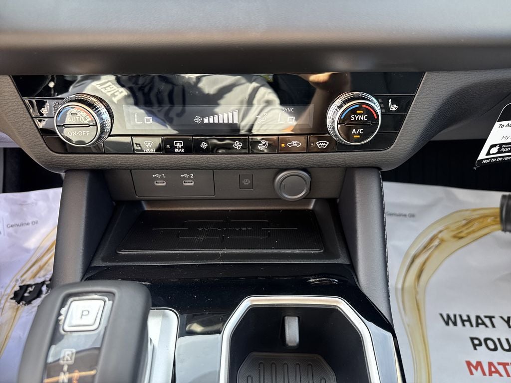 2025 Mitsubishi Outlander Trail Edition