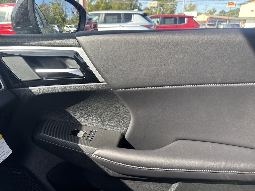 2025 Mitsubishi Outlander Trail Edition