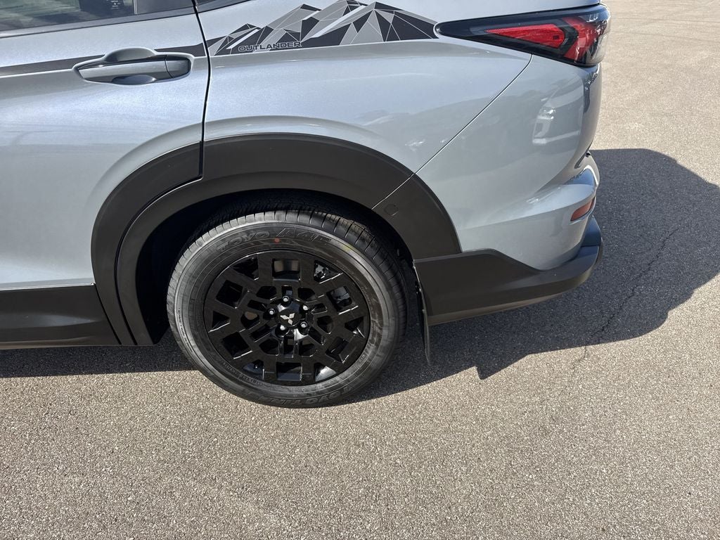 2025 Mitsubishi Outlander Trail Edition