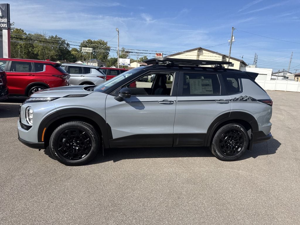 2025 Mitsubishi Outlander Trail Edition