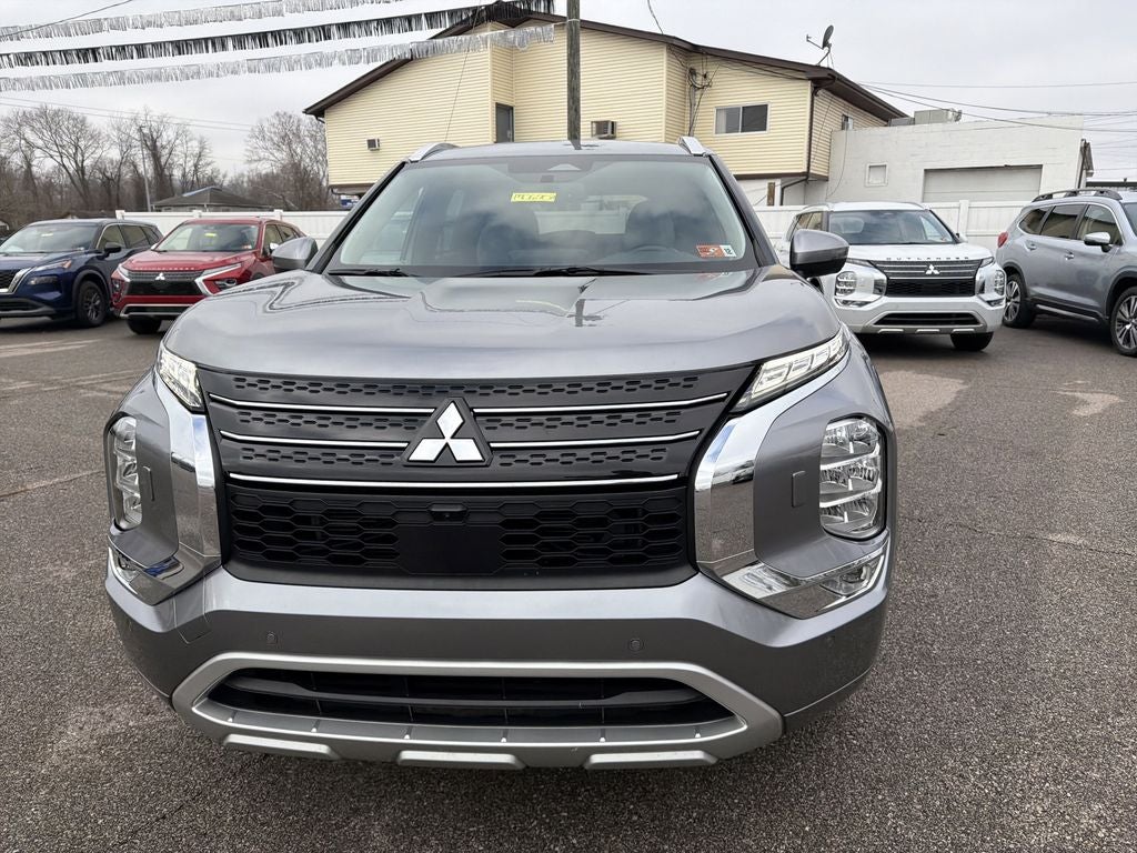 2023 Mitsubishi Outlander SEL