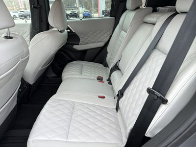 2023 Mitsubishi Outlander SEL