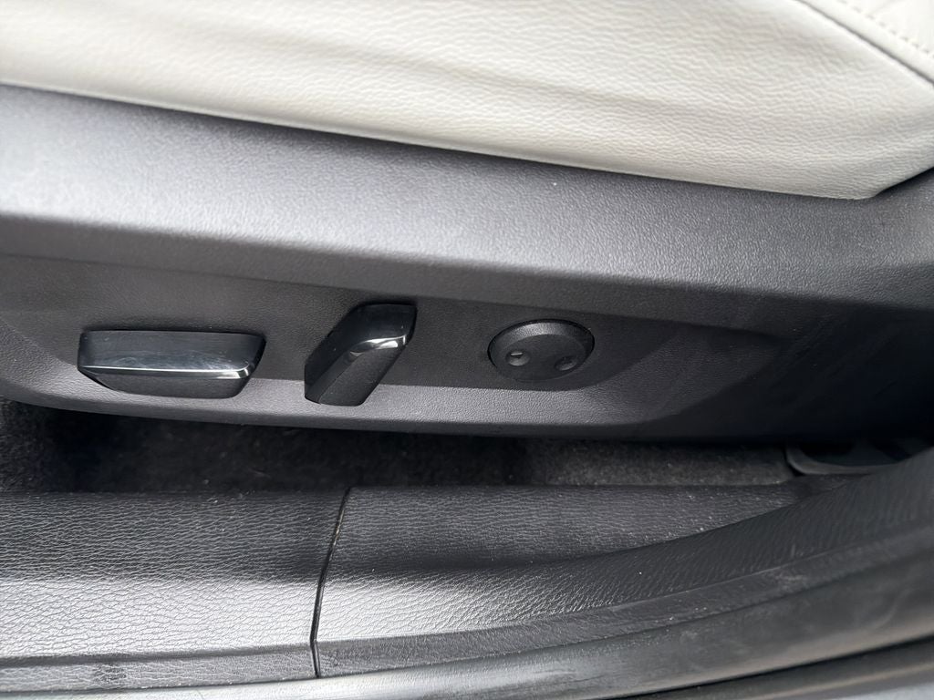 2023 Mitsubishi Outlander SEL