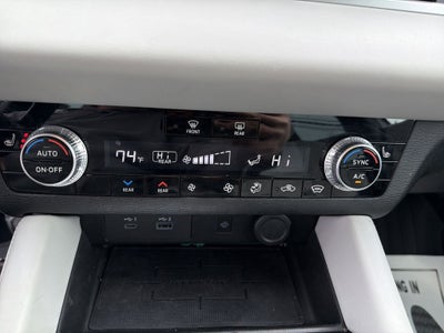 2023 Mitsubishi Outlander SEL