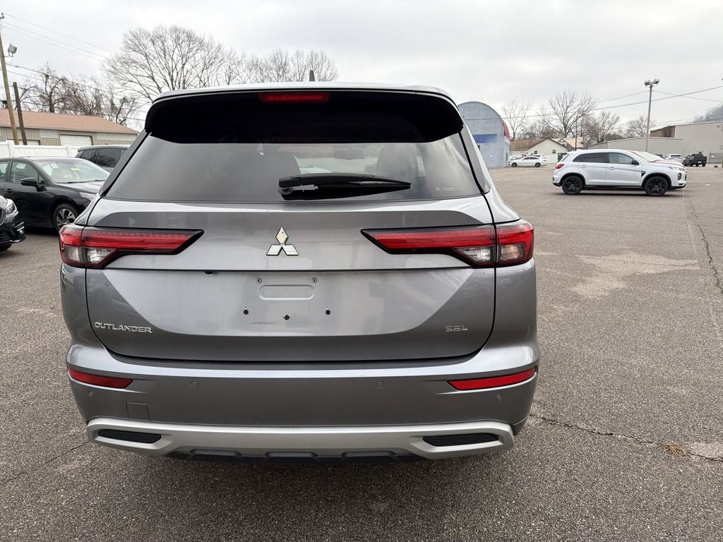 2023 Mitsubishi Outlander SEL