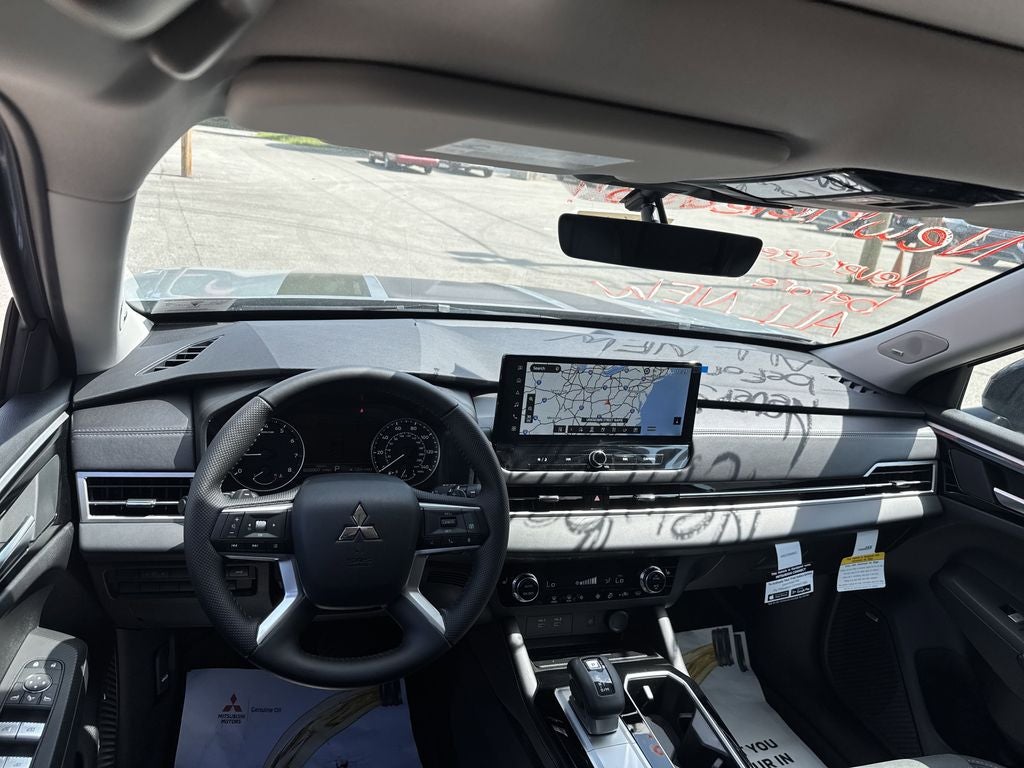 2025 Mitsubishi Outlander Trail Edition