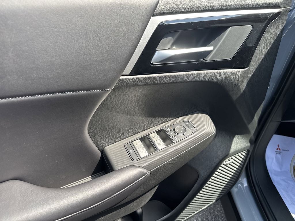 2025 Mitsubishi Outlander Trail Edition