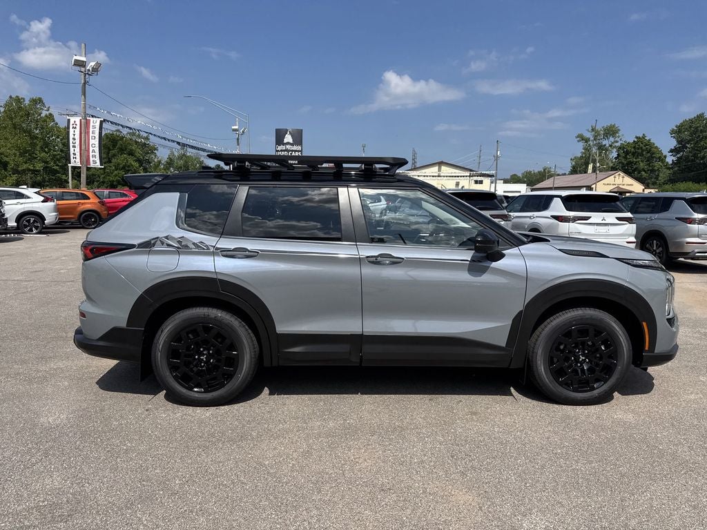 2025 Mitsubishi Outlander Trail Edition
