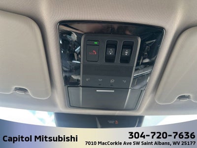 2025 Mitsubishi Outlander SE