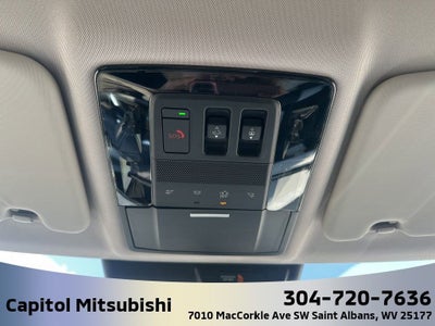 2025 Mitsubishi Outlander SE