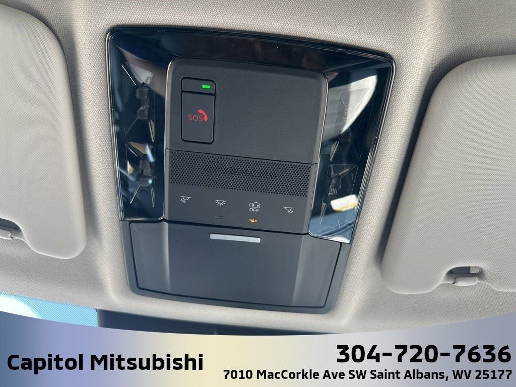 2025 Mitsubishi Outlander SE