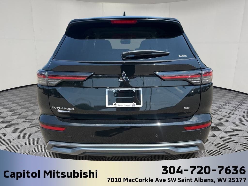 2025 Mitsubishi Outlander SE