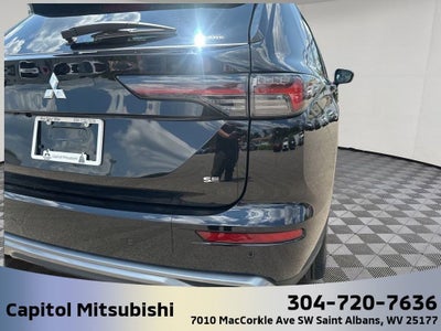 2025 Mitsubishi Outlander SE