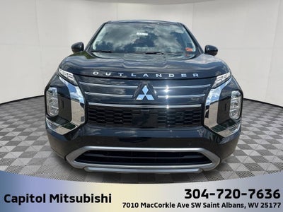 2025 Mitsubishi Outlander SE