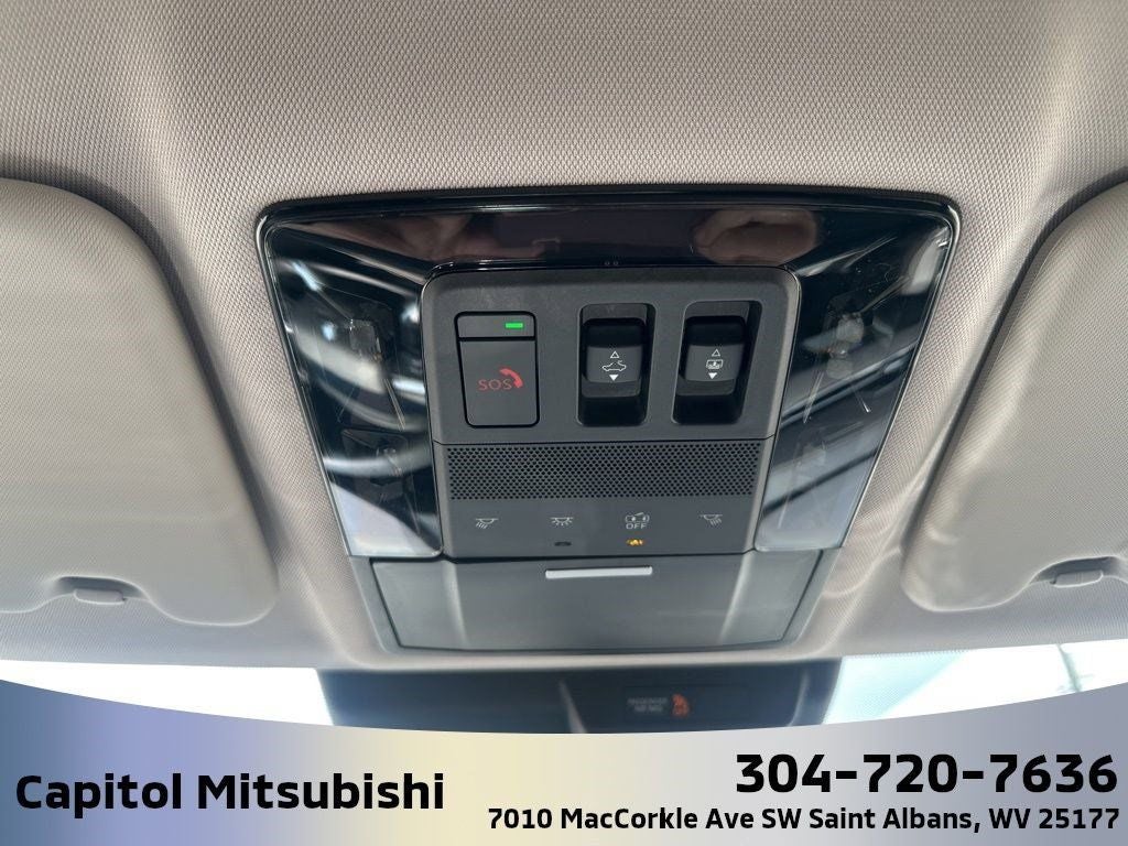 2025 Mitsubishi Outlander SE