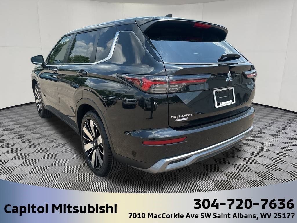2025 Mitsubishi Outlander SE