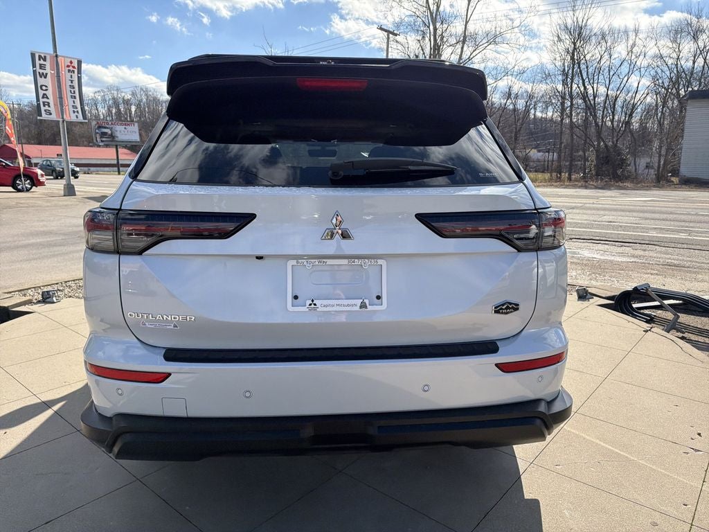 2026 Mitsubishi Outlander Trail Edition