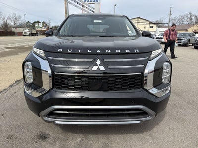 2026 Mitsubishi Outlander SE