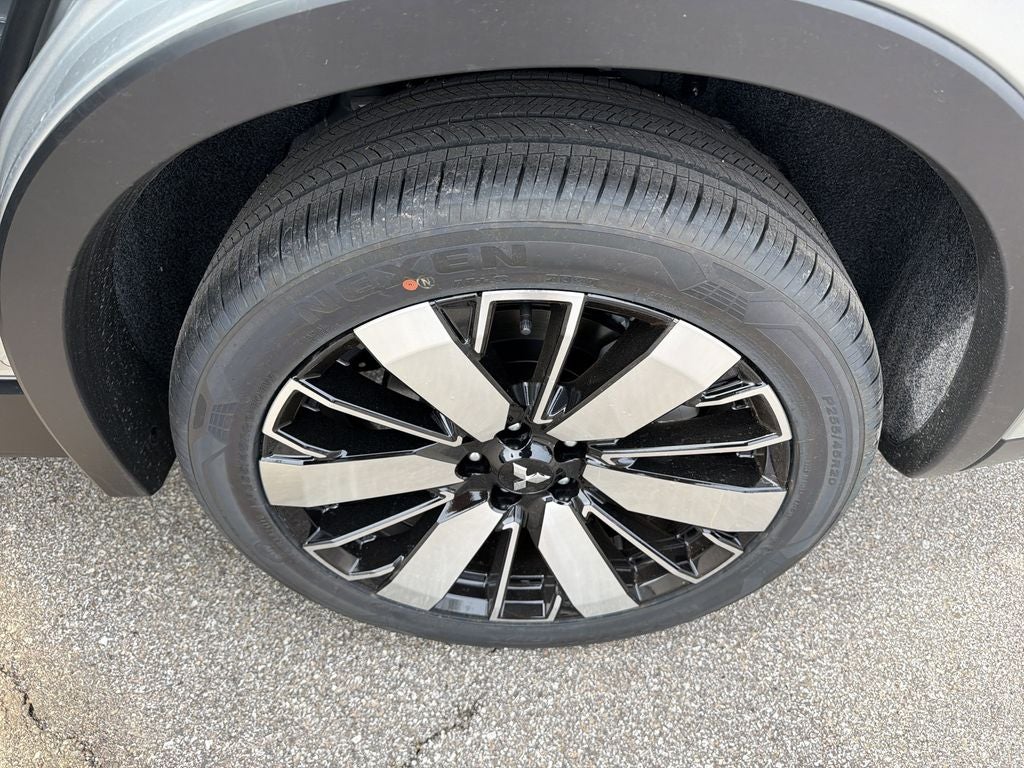 2026 Mitsubishi Outlander SE