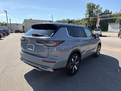 2026 Mitsubishi Outlander SE