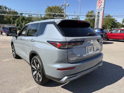 2026 Mitsubishi Outlander SE