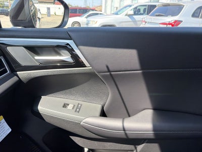 2026 Mitsubishi Outlander LE