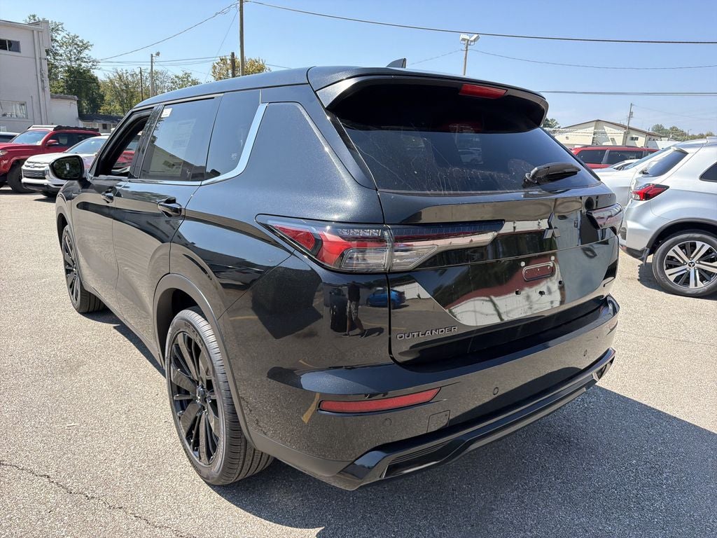 2026 Mitsubishi Outlander LE