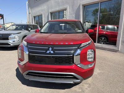 2026 Mitsubishi Outlander SE