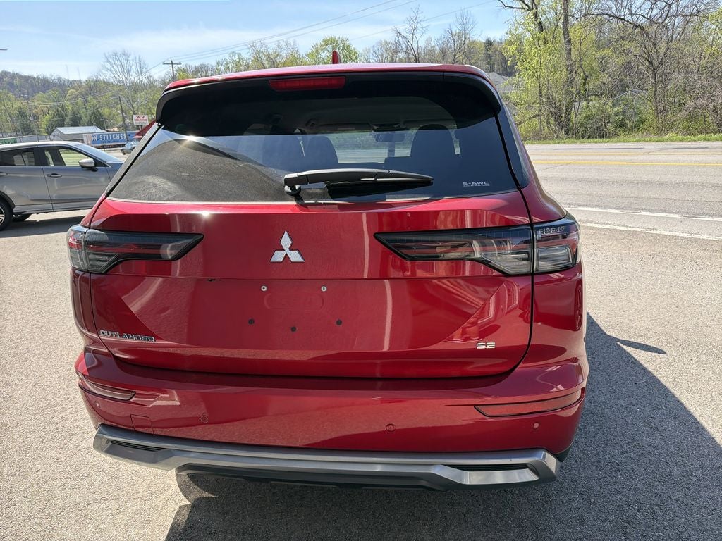 2026 Mitsubishi Outlander SE