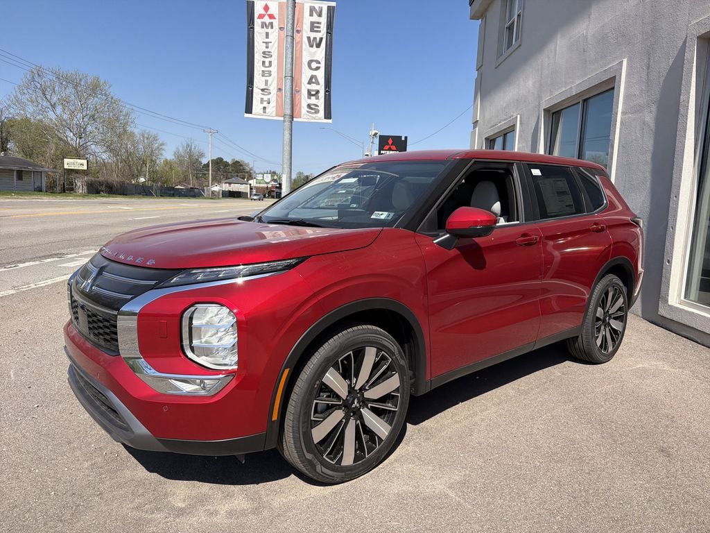 2026 Mitsubishi Outlander SE