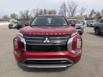 2026 Mitsubishi Outlander SE