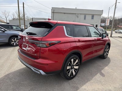 2026 Mitsubishi Outlander SE