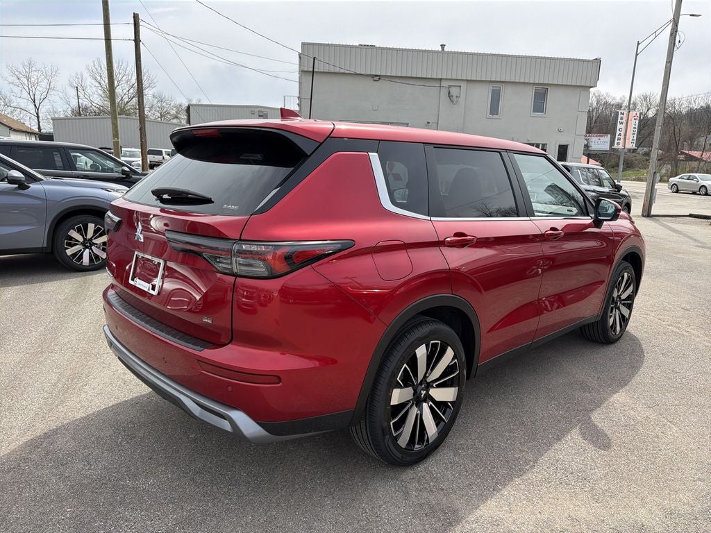 2026 Mitsubishi Outlander SE