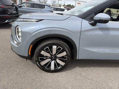 2026 Mitsubishi Outlander SE