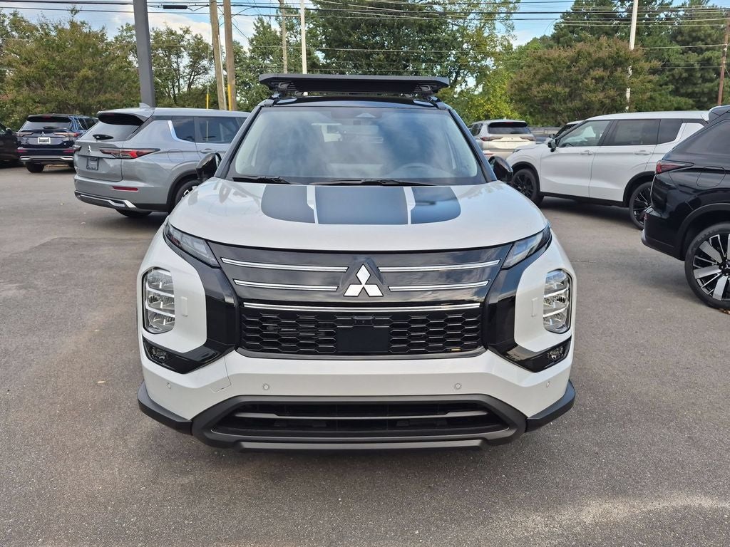 2026 Mitsubishi Outlander Base