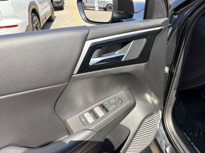 2026 Mitsubishi Outlander LE