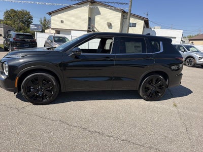 2026 Mitsubishi Outlander LE