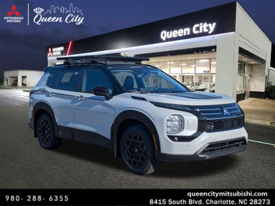 2026 Mitsubishi Outlander Base