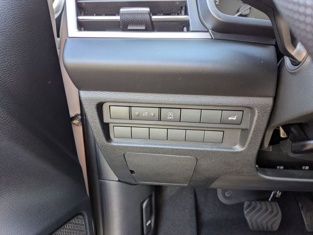 2026 Mitsubishi Outlander Base