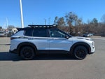 2026 Mitsubishi Outlander Base
