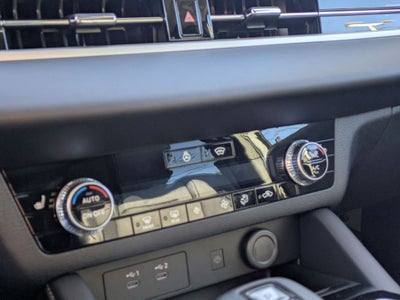 2026 Mitsubishi Outlander Base