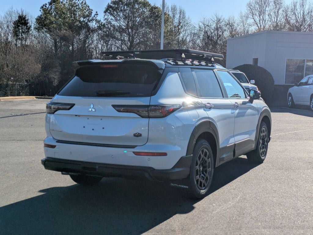 2026 Mitsubishi Outlander Base