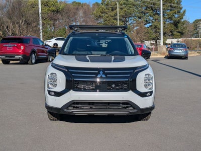 2026 Mitsubishi Outlander Base